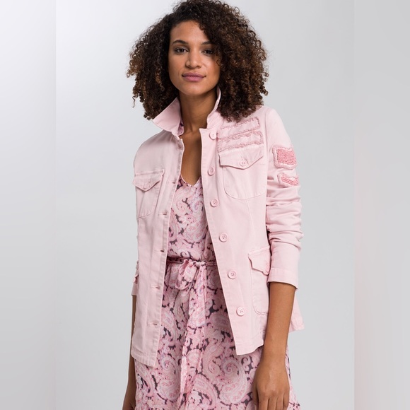 Marc Aurel ‘Who Run The World? Girls.’ pink lightweight blazer jacket - Picture 5 of 16